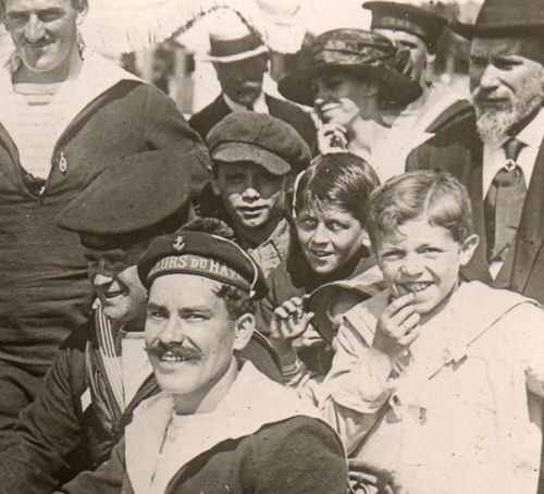 WWI--Doggie photo detail026