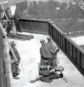 WWI Eiffel tower AA gun
