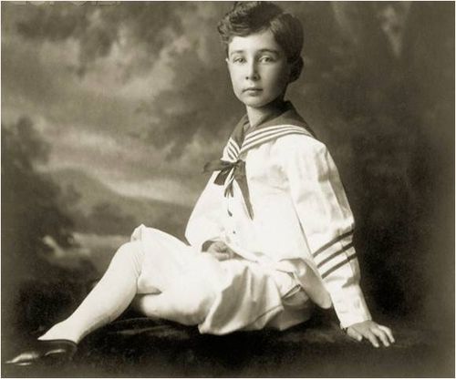 Scientist childhood pics oppenheimer
