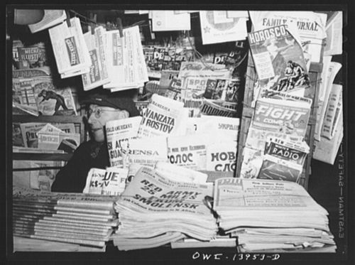 Newsstand--LC--4th Ave