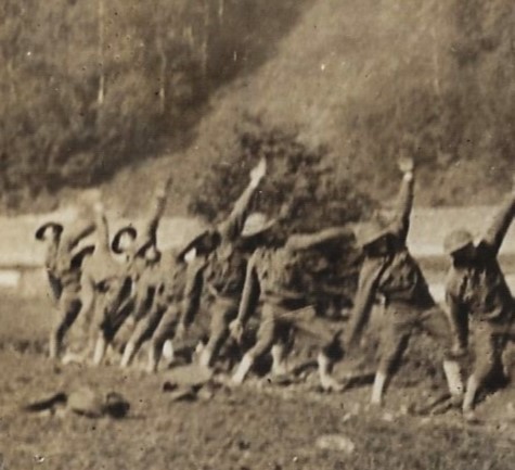 WWI Photos hand grenades _2_