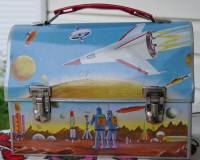 Vintage-space-lunch-box