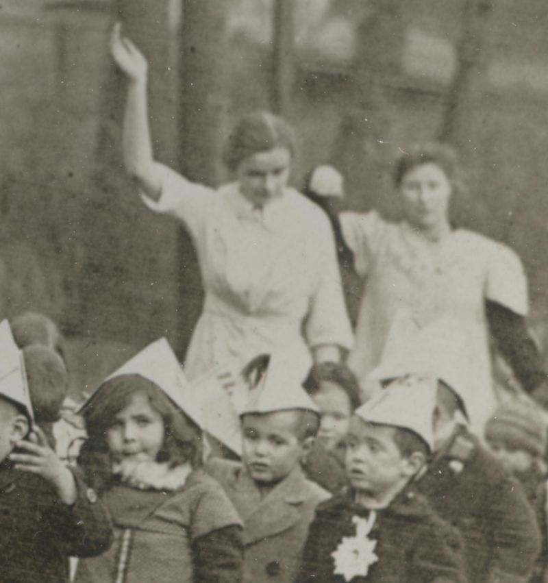1 april 27 women berlin kids det2 1 april 27 women berlin kids det2