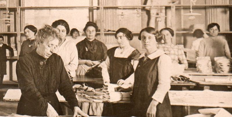 WWI--e--women italy det681 WWI--e--women italy det681