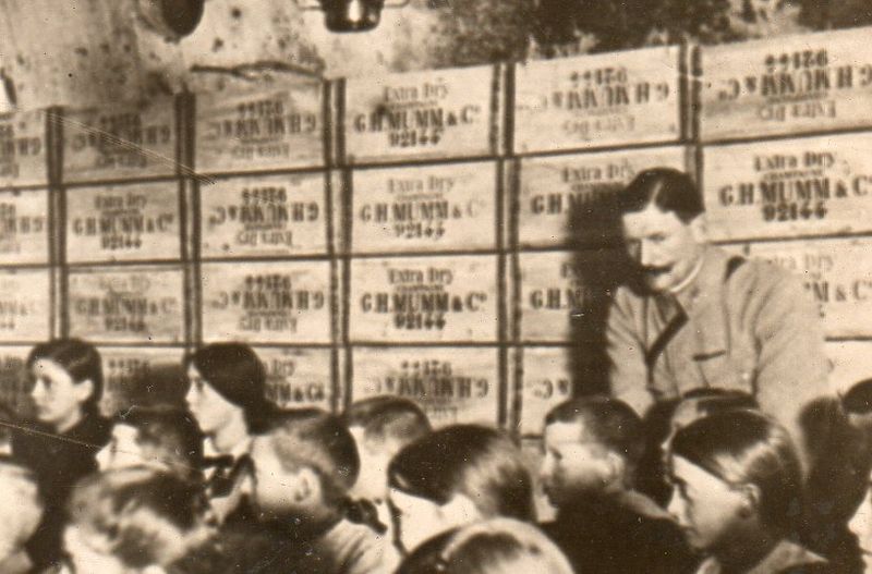 WWI--e--women kids wine det689 WWI--e--women kids wine det689