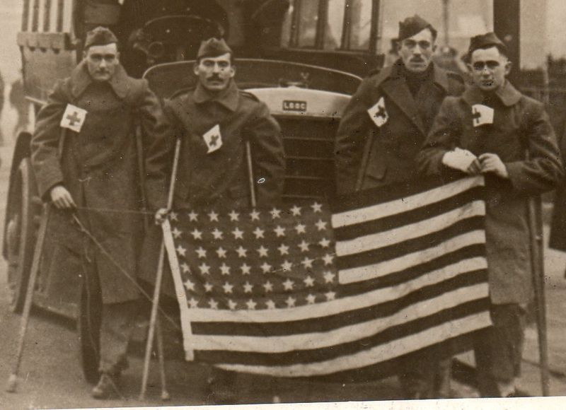 WwI--photos--flags london b031