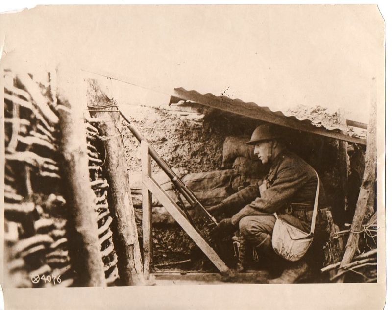 World War I photos--Cold in trench306 World War I photos--Cold in trench306