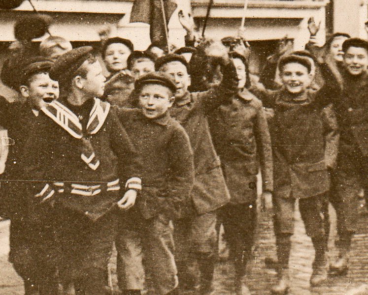 WWI children's parade177 WWI children's parade177