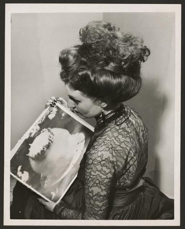 Atomic hairdo