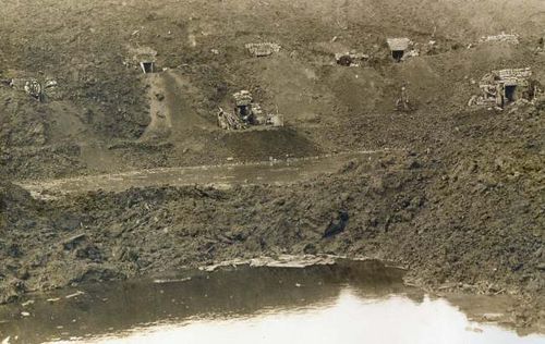Crater hooge dugouts Crater hooge dugouts