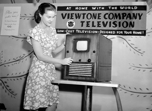 TV 1945